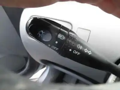 Здавання транспортного засобу toyota yaris (ncp1/nlp1/scp1) 1.4 d-4d linea luna року 2003 потужний 1ndtv