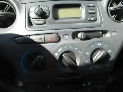 Veicolo di demolizione toyota yaris (ncp1/nlp1/scp1) 1.0 cat dell'anno 2001 alimentato 1szfe
