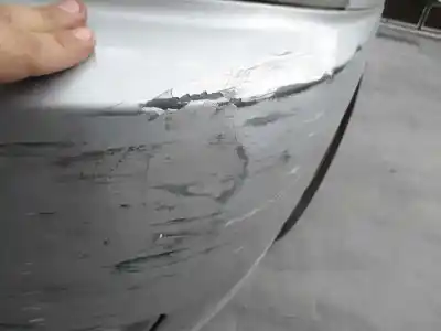 Veículo de Sucata kia rio rs berlina do ano 2004 alimentado a3d