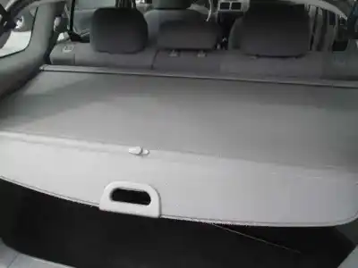 Veículo de Sucata kia rio rs berlina do ano 2004 alimentado a3d