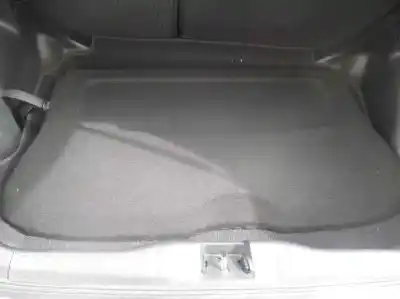 Sloopvoertuig honda civic berlina 3 (ep1/2) 1.6i sport van het jaar 2001 aangedreven d16v1