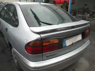 Scrapping Vehicle renault laguna (b56) 1.9 dti diesel cat of the year 1999 powered f9q f7