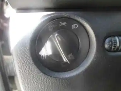 Verschrottungsfahrzeug volkswagen passat berlina (3b2) comfortline des jahres 1999 angetrieben adr