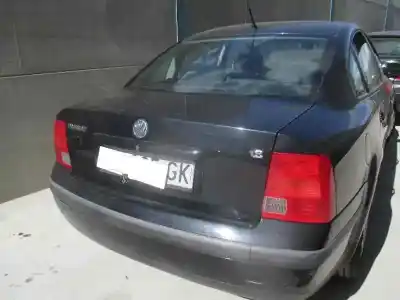 Verschrottungsfahrzeug volkswagen passat berlina (3b2) comfortline des jahres 1999 angetrieben adr