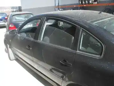 Verschrottungsfahrzeug volkswagen passat berlina (3b2) comfortline des jahres 1999 angetrieben adr