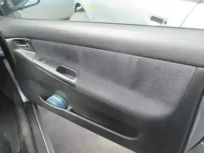 Scrapping Vehicle toyota corolla (_e12_) 2.0 d-4d (cde120_) of the year 2004 powered 1cdftv