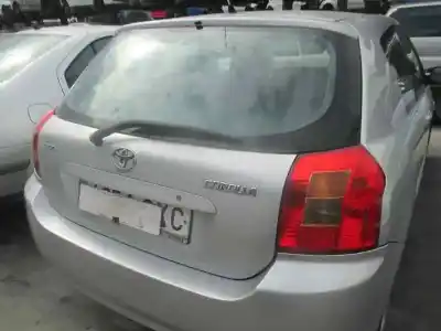 Scrapping Vehicle toyota corolla (_e12_) 2.0 d-4d (cde120_) of the year 2004 powered 1cdftv
