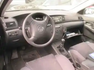 Scrapping Vehicle toyota corolla (_e12_) 2.0 d-4d (cde120_) of the year 2004 powered 1cdftv