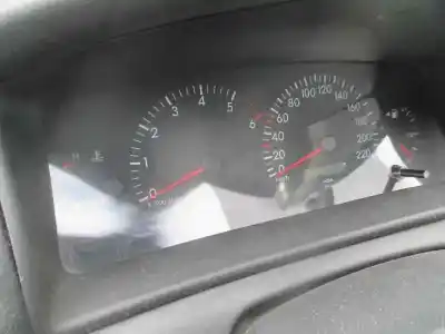 Scrapping Vehicle toyota corolla (_e12_) 2.0 d-4d (cde120_) of the year 2004 powered 1cdftv