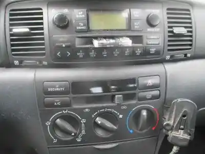 Scrapping Vehicle toyota corolla (_e12_) 2.0 d-4d (cde120_) of the year 2004 powered 1cdftv