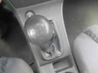 Scrapping Vehicle toyota corolla (_e12_) 2.0 d-4d (cde120_) of the year 2004 powered 1cdftv