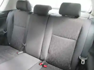 Scrapping Vehicle toyota corolla (_e12_) 2.0 d-4d (cde120_) of the year 2004 powered 1cdftv