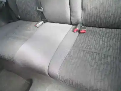 Scrapping Vehicle toyota corolla (_e12_) 2.0 d-4d (cde120_) of the year 2004 powered 1cdftv