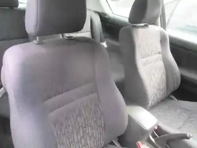 Scrapping Vehicle toyota corolla (_e12_) 2.0 d-4d (cde120_) of the year 2004 powered 1cdftv