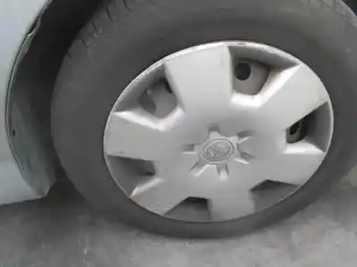 Scrapping Vehicle toyota corolla (_e12_) 2.0 d-4d (cde120_) of the year 2004 powered 1cdftv