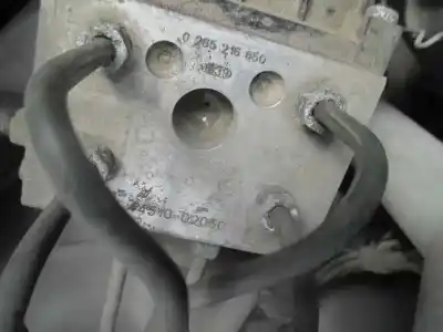 Scrapping Vehicle toyota corolla (_e12_) 2.0 d-4d (cde120_) of the year 2004 powered 1cdftv