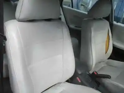 Здавання транспортного засобу mitsubishi carisma berlina 4 (da0) 1800 gdi classic року 1999 потужний 4g93