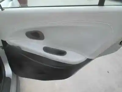 Здавання транспортного засобу mitsubishi carisma berlina 4 (da0) 1800 gdi classic року 1999 потужний 4g93