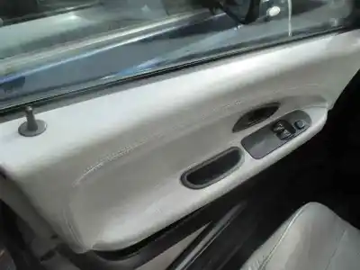 Здавання транспортного засобу mitsubishi carisma berlina 4 (da0) 1800 gdi classic року 1999 потужний 4g93