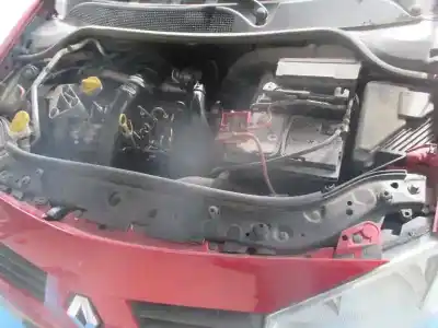 Здавання транспортного засобу renault megane ii berlina 5p confort authentique року 2003 потужний k9k d7