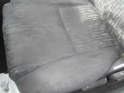 Scrapping Vehicle toyota corolla (_e12_) 2.0 d-4d (cde120_) of the year 2004 powered 1cdftv