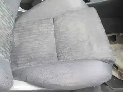 Scrapping Vehicle toyota corolla (_e12_) 2.0 d-4d (cde120_) of the year 2004 powered 1cdftv