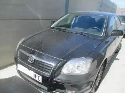 Vehículo de desguace TOYOTA AVENSIS BERLINA (T25) 2.0 16V CAT del año 2004 con motor 1AZFSE