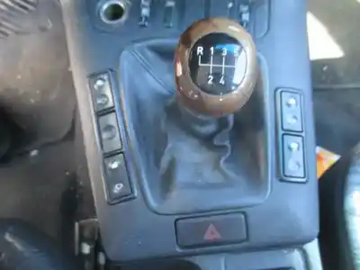 Здавання транспортного засобу bmw serie 3 berlina (e36) 325td року 1998 потужний d256t1