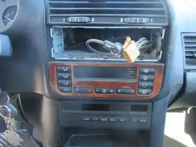 Здавання транспортного засобу bmw serie 3 berlina (e36) 325td року 1998 потужний d256t1