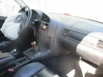 Здавання транспортного засобу bmw serie 3 berlina (e36) 325td року 1998 потужний d256t1