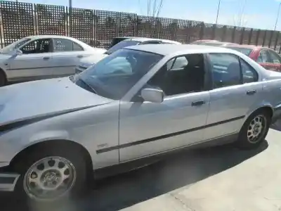 Здавання транспортного засобу bmw serie 3 berlina (e36) 325td року 1998 потужний d256t1