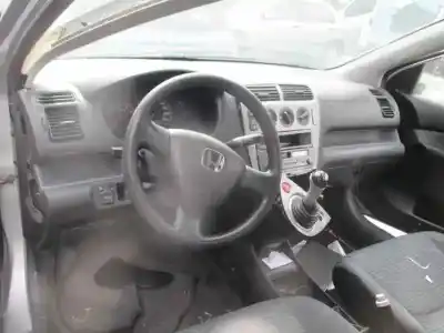 Sloopvoertuig honda civic berlina 3 (ep1/2) 1.7 ctdi ls van het jaar 2002 aangedreven 4ee2