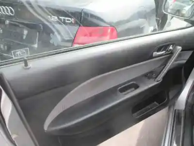 Sloopvoertuig honda civic berlina 3 (ep1/2) 1.7 ctdi ls van het jaar 2002 aangedreven 4ee2