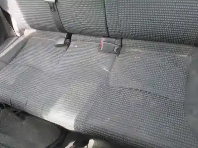Sloopvoertuig honda civic berlina 3 (ep1/2) 1.7 ctdi ls van het jaar 2002 aangedreven 4ee2