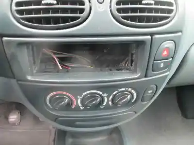 Veículo de Sucata renault megane i berlina hatchback (ba0) 1.6e europa do ano 1998 alimentado k7m