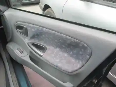 Veículo de Sucata renault megane i berlina hatchback (ba0) 1.6e europa do ano 1998 alimentado k7m