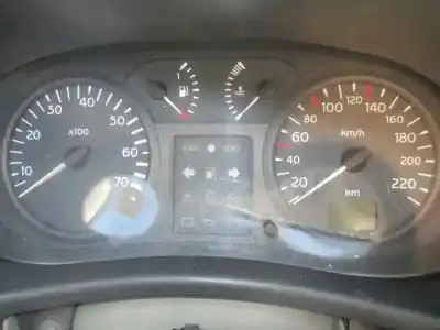 Veículo de Sucata renault clio ii fase ii (b/cb0) authentique do ano 2002 alimentado d4f b7