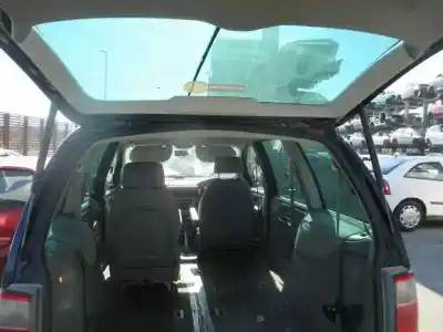 Sloopvoertuig ford galaxy (vy) ambiente van het jaar 2001 aangedreven anu