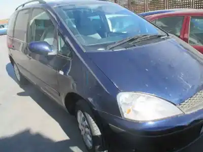 Sloopvoertuig ford galaxy (vy) ambiente van het jaar 2001 aangedreven anu