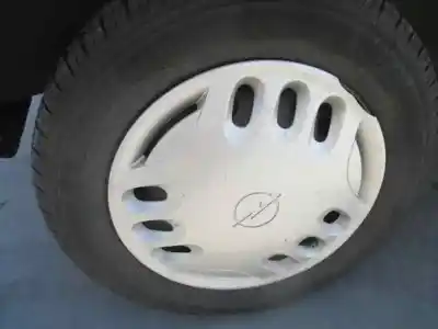 Veicolo di demolizione opel corsa b 1.5 diesel dell'anno 1995 alimentato x15d