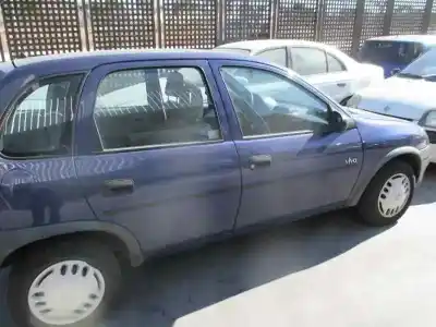Veicolo di demolizione opel corsa b 1.5 diesel dell'anno 1995 alimentato x15d