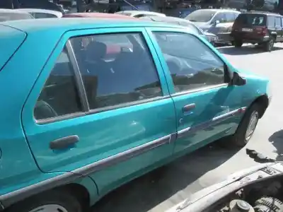 Veicolo di demolizione citroen saxo 1.1 sx dell'anno 1997 alimentato hdz