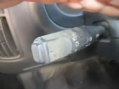 Veicolo di demolizione citroen saxo 1.1 sx dell'anno 1997 alimentato hdz