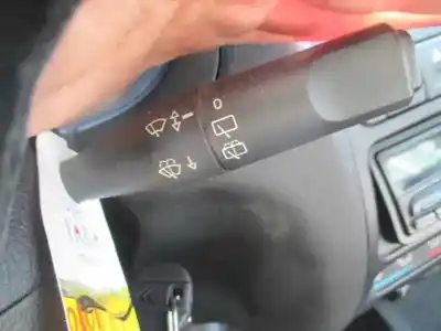 Veicolo di demolizione citroen saxo 1.1 sx dell'anno 1997 alimentato hdz