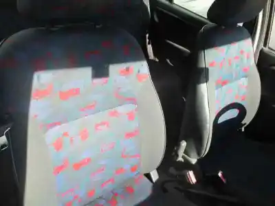 Veicolo di demolizione citroen saxo 1.1 sx dell'anno 1997 alimentato hdz