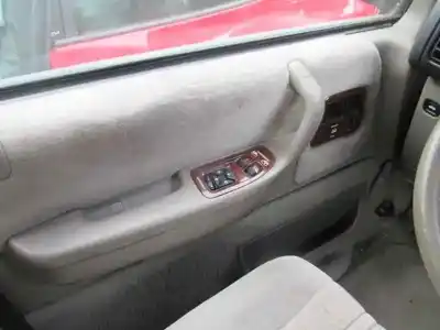 Veículo de Sucata chrysler voyager (es) 3.3 le do ano 1994 alimentado g/r00