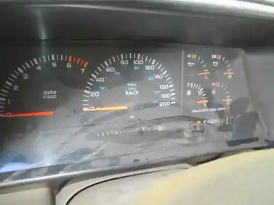 Veículo de Sucata chrysler voyager (es) 3.3 le do ano 1994 alimentado g/r00