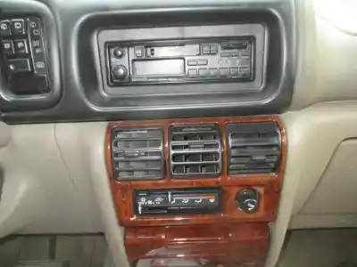 Veículo de Sucata chrysler voyager (es) 3.3 le do ano 1994 alimentado g/r00