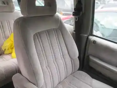 Veículo de Sucata chrysler voyager (es) 3.3 le do ano 1994 alimentado g/r00