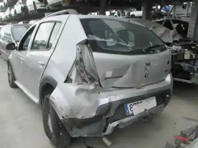 Vehicul casat dacia sandero laureate music al anului 2012 alimentat k9k e8